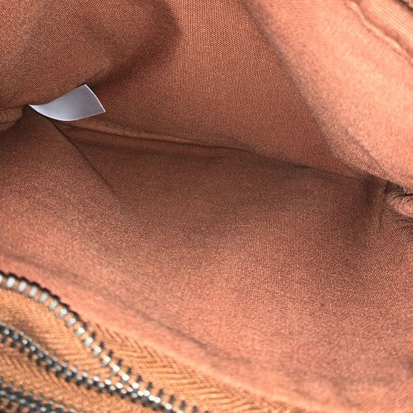 Liebeskind Berlin triple zip crossbody bag - Picture 4 of 4